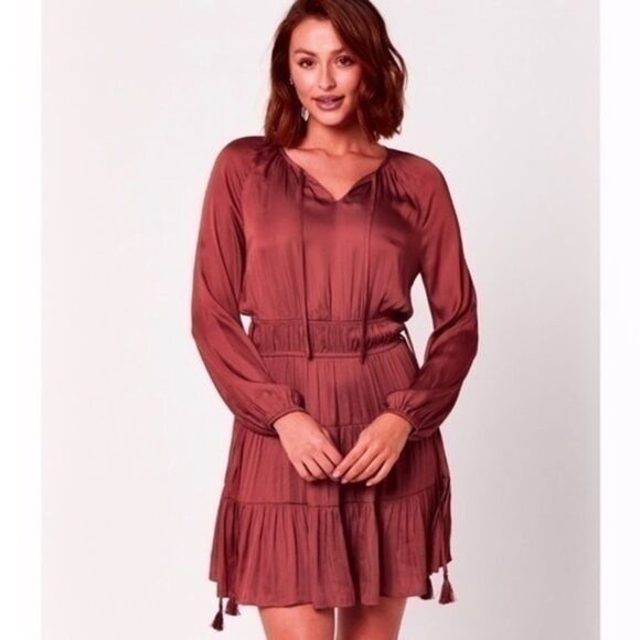 Women's MINKPINK Dark Red Satin Long Sleeve Ruffle Tiered Boho Peasant Dress M - Picture 2 of 7